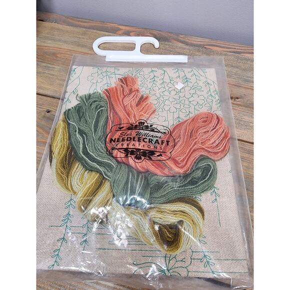 CREWEL EMBROIDERY NEEDLEWORK KIT KC326 ELSA WILLIAMS CHERRY TREE BLOSSOMS - Picture 5 of 5